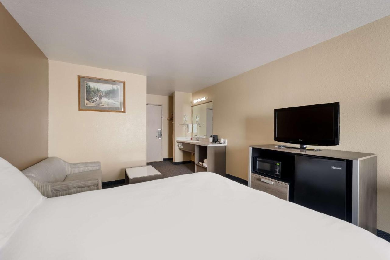 Surestay Hotel By Best Western Wells Exteriér fotografie